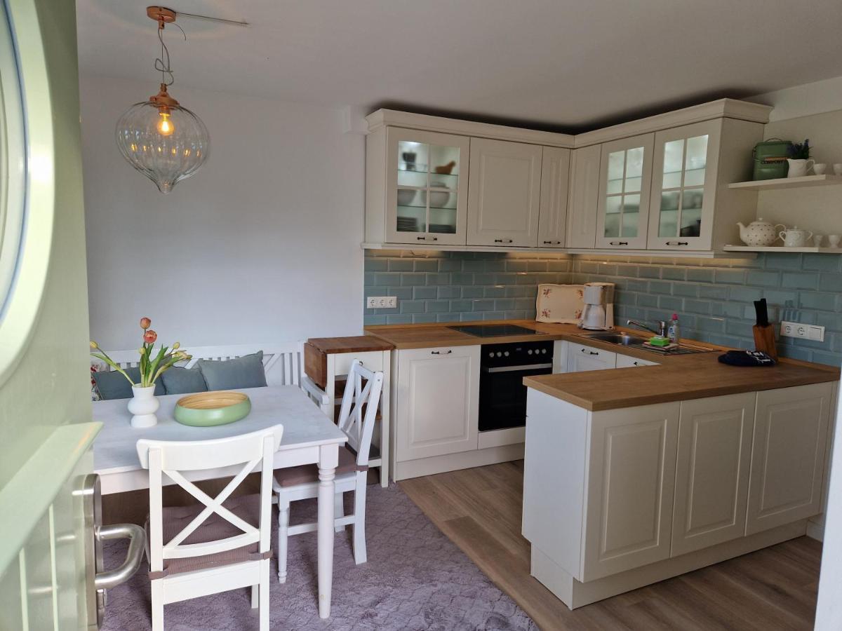 Ferienwohnung Duene Mit Kamin Und 2 Baedern In Boltenhagen Exterior photo