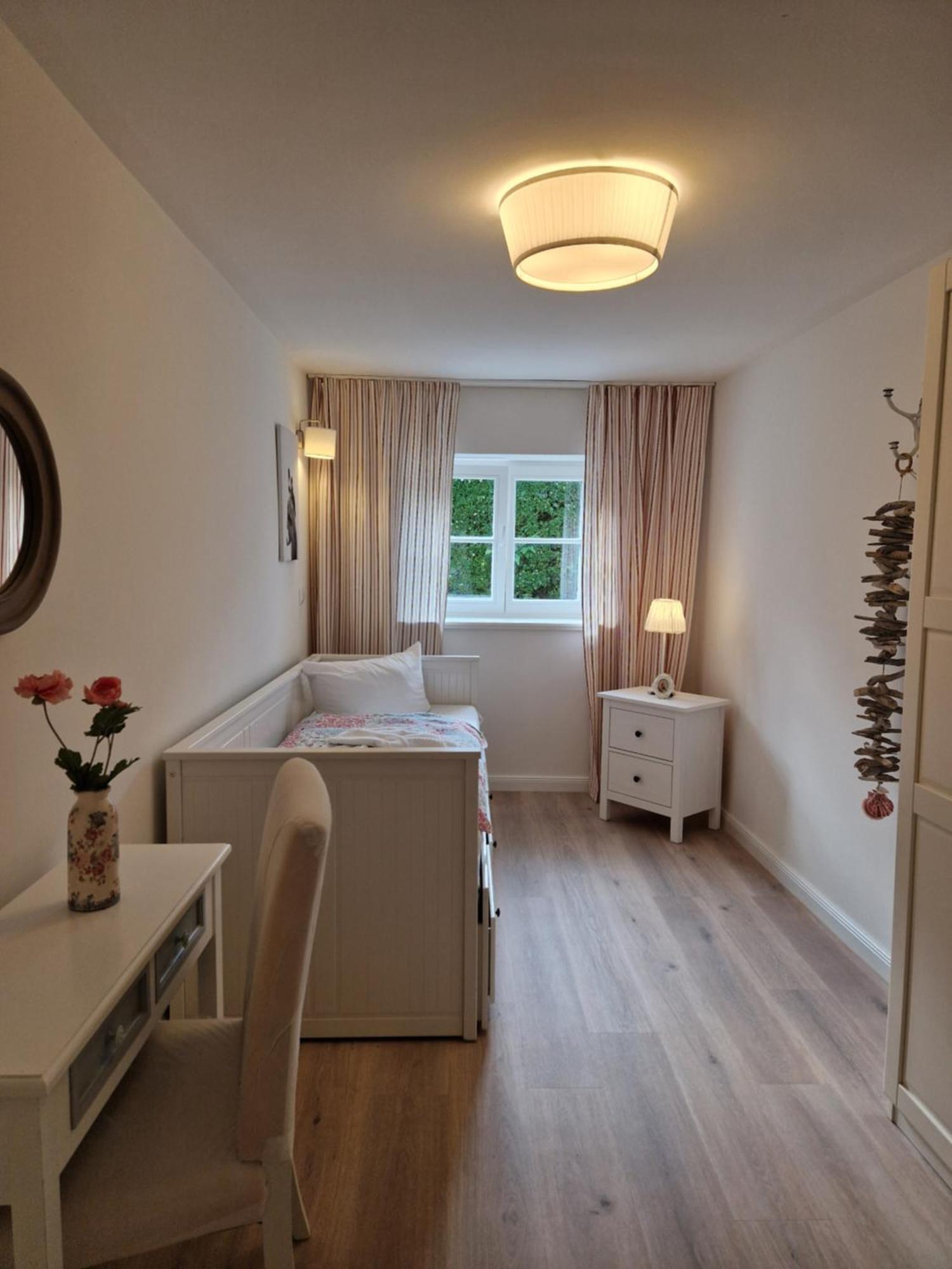 Ferienwohnung Duene Mit Kamin Und 2 Baedern In Boltenhagen Exterior photo