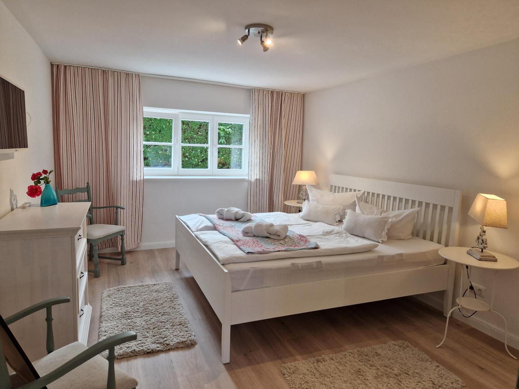 Ferienwohnung Duene Mit Kamin Und 2 Baedern In Boltenhagen Exterior photo